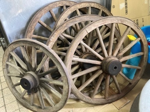 昔の車輪  一つ2000円