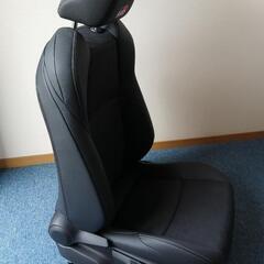 ヤリスクロスGRスポーツ 　純正シート(運転席)