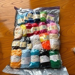 ハマナカ　ピッコロ　ラブボニー　毛糸🧶