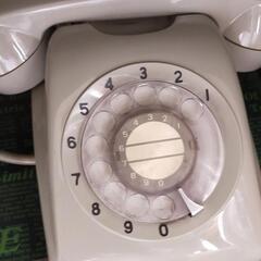 普通に使用できます、昭和の支店長用電話機ダイヤル式