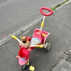 アンパンマン三輪車　お引き取り決定致しました