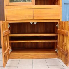 unico(ウニコ)の人気シリーズBREATH(ブレス) チーク無垢材 2面食器棚です！ヴィンテージスタイルのナチュラルな雰囲気のカップボード♪北欧スタイルやカフェ風のお部屋の収納棚に！DE426