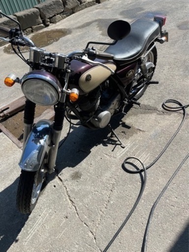 ヤマハ　SR400 限定色