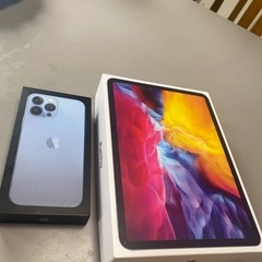  iPad Pro VS iPhone 13pro maxの箱