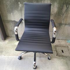 デスクチェア　ブラック　椅子　机用の椅子　オフィスチェア