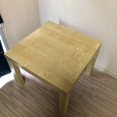 テーブル（IKEA）