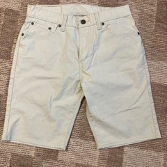 【美品】リーバイス　ショートパンツ