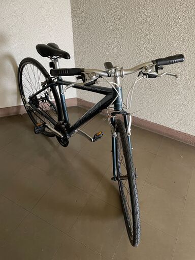 【北見市発】センチュリオン CENTURION CROSSLINE30RIGID クロスバイク 581BR AD13 K00719 28インチ 21段ギア 紺 (E1686atnnY)