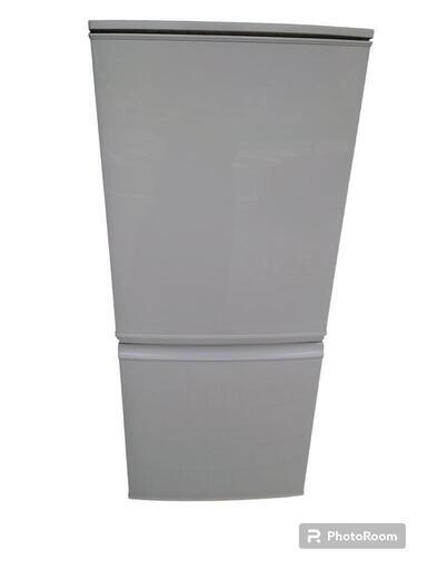 【売ります】シャープ　冷凍冷蔵庫　SJ-D14A-W　2015年製　137L