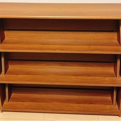 本棚2つ　ブックエンドのいらない木製本棚