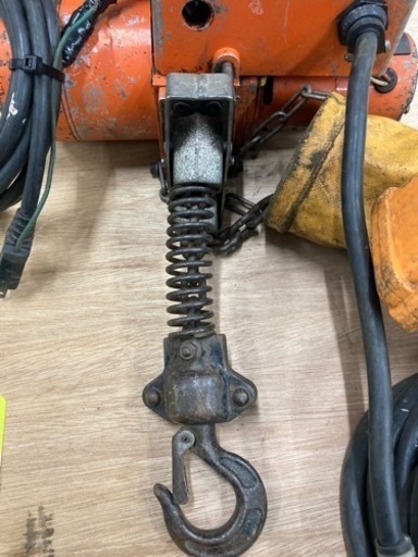 中古品 □ 二葉製作所 ホイストミニパワー200kg □ 発 □ IT6U3I06XX4G