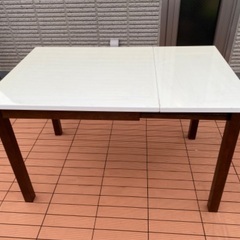 【無料】ディノス　ダイニングテーブル
