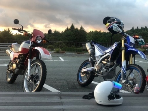 YAMAHA WR250R 美品 低走行 2017年 配送不可 最後の値下げ 躍動感ある