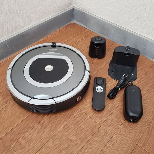 iRobot ルンバ 780 ロボット掃除機 iRobot Roomba 780 本体と充電器