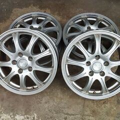 アルミホイル　セレナに使用（6．5Ｊ×16）