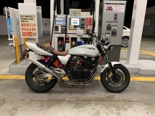 ヤマハ XJR400 4HM
