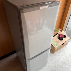 三菱ノンフロン冷凍冷蔵庫 MR-P15A-S形 17年製