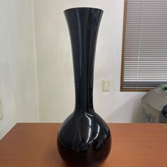 花瓶　ブラック
