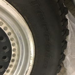 【定価100,000円以上　溝あり　15インチタイヤ　ホイールセット】