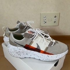 ほぼ新品　ナイキスニーカー　Nike Crater Impact