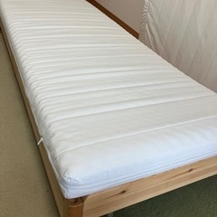 引き渡し者決定IKEA シングルベッド①(マットレス込み)