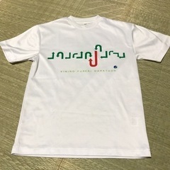 スポーツTシャツ