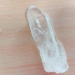8cmの水晶