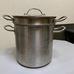 寸胴鍋（湯切り・蒸し器付き）1000円