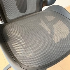 2019年製 ほぼ未使用 アーロンチェア リマスタード ハーマンミラー