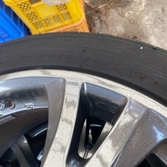 ノーマルタイヤ・ホイール4本セット。溝無し。