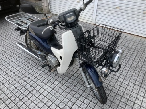 【スーパーカブプロ】ホンダ製　AA04型　グリップヒーター付　前タイヤ新品❗️若林自転車　唐崎店　SALE中❗️ スーパーカブプロ】ホンダ製 AA04型 グリップヒーター付 前タイヤ新品