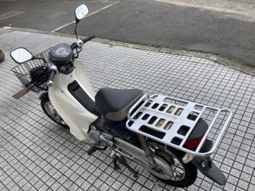 【スーパーカブプロ】ホンダ製　AA04型　グリップヒーター付　前タイヤ新品❗️若林自転車　唐崎店　SALE中❗️ スーパーカブプロ】ホンダ製 AA04型 グリップヒーター付 前タイヤ新品