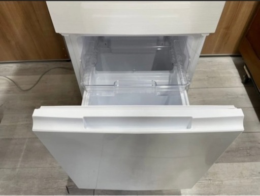 中古】SHARP 冷蔵庫 SJ-D15G-W 一人暮らし 2020年製 152L ホワイト 