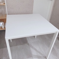 IKEA メルトルプ　テーブル