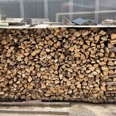 キャンプ場・グランピング場オーナーさん必見！】○業務用○針葉樹薪