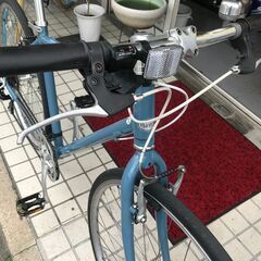 とても綺麗なブルーグレーのクロスバイク