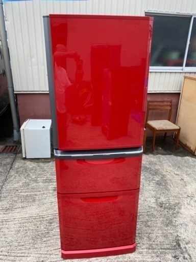 三菱　真赤な冷蔵庫　MR-C34ES-R 335L  2011年製　●AA05W005