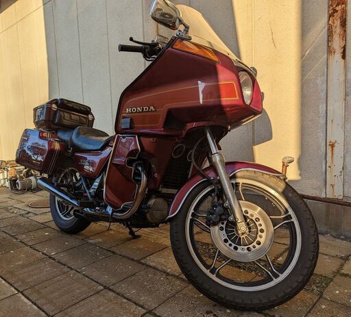 ホンダ　GL700　大型