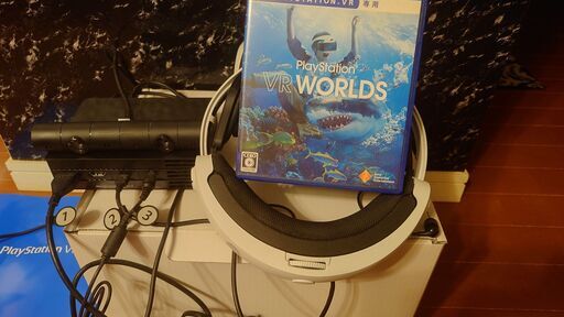 PlayStation VR  VR WORLDS付 CUHJ-16012　美品