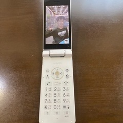 ワイモバイル　携帯　806SH