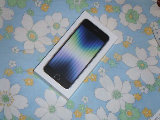 iPhone SE第３世代白64GB 新品 allrisk.com.pe