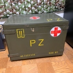 チェコ軍　メディカルボックス　ミリタリー　軍用品