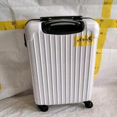 0531-058 スーツケース 