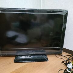 東芝レグザ液晶テレビ32型売ります　5000円