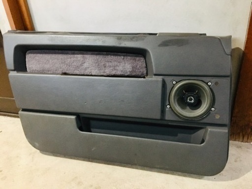 ボルボ940ワゴン　助手席側　ドア内張