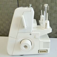 ブラザーロックミシン TE4-B233 ホームロック 3本糸 フットペダル付き