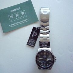 絶対安い‼️オリエント腕時計２０気圧防水　RN-AA0811E