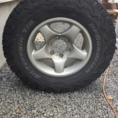 格安　BF グッドリッチ　ＫＯ２　265/70r/16  6穴　7J