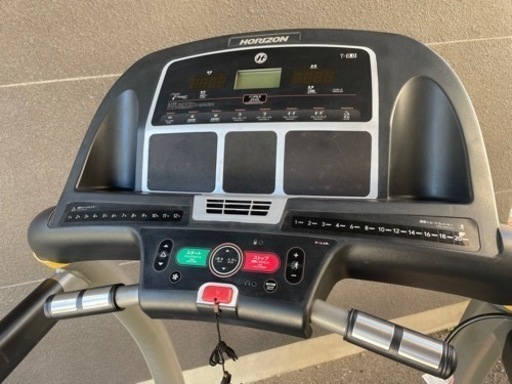 受付終了【大特価】HORIZON(ホライズン) トレッドミル T-8.0 ルーム