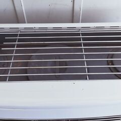 TOYOTOMI トヨトミ 煙突ストーブ HR-650E 2015年製 ポット式 最大出力6.45kW 灯油 季節暖房